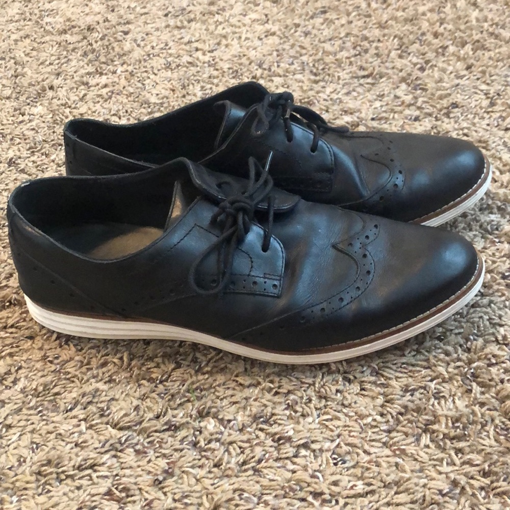 Cole Haan Black Leather Grand OS